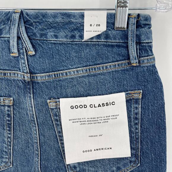 Good American Good Crop Raw Hem Slim Jeans Blue 940 Size 6/28 NWT - Picture 3 of 5